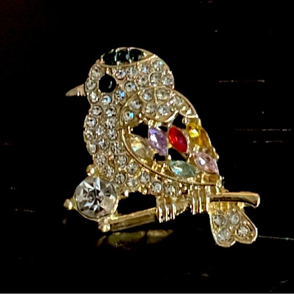 Elegant Gold Bird Brooch with Multicolor Gems rhinestones white cute pin gift